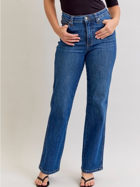 Judy Blue Denim - Judy Blue Midrise Straight Leg Jeans - Classic Blue Wash